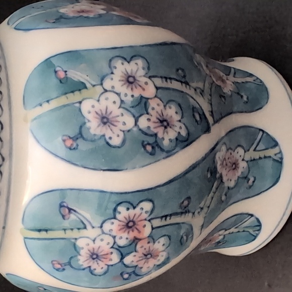 Vintage Chinese Porcelain Small Lidded Ginger Jar. - Picture 4 of 9